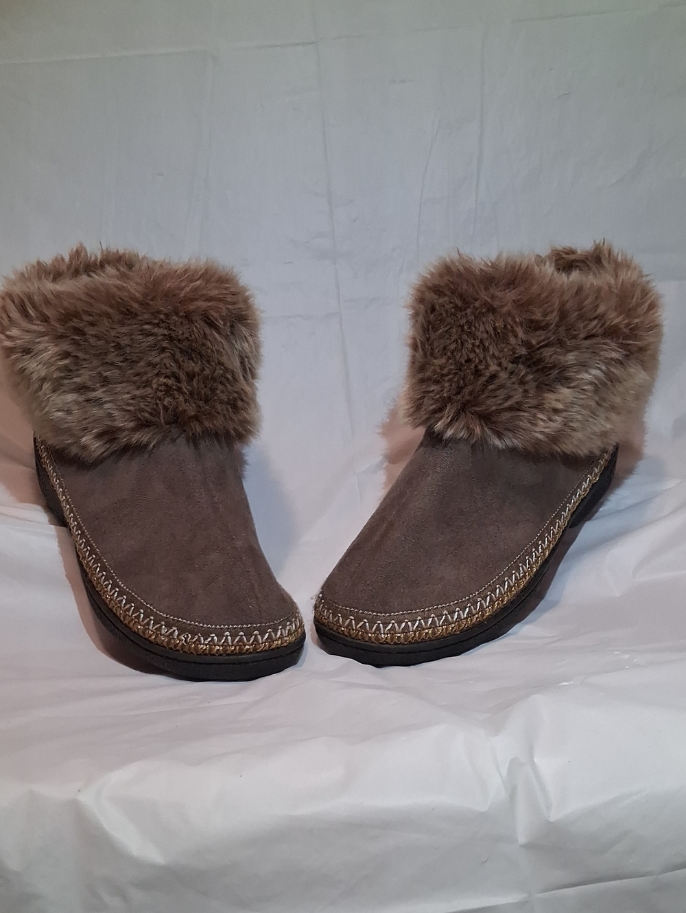 Isotoner Woodlands Faux Fur Trim Microsuede Bootie Slippers - Taupe